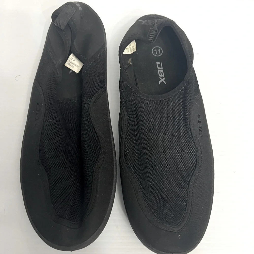 DBX Men's Swimming Shoes color: black Sz: 11